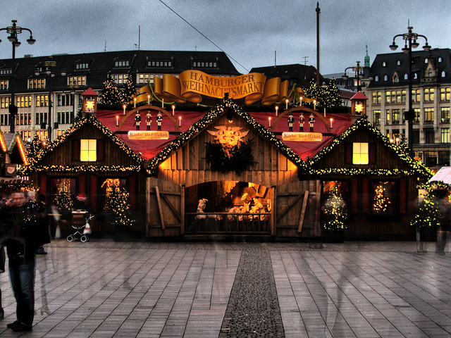 hamburg-circus-market-christmas